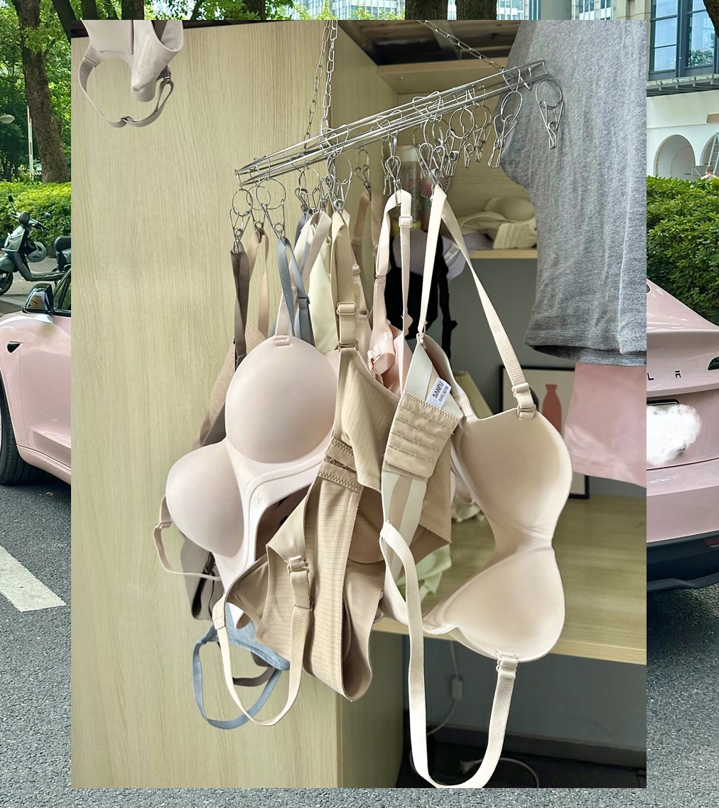 Megan Sanders tweet media