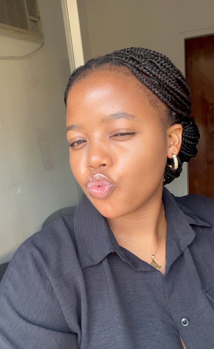 kgadi♠️ tweet media