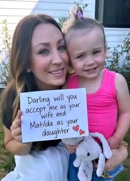 KaleyCuoco323's tweet photo. ❤️💐 https://t.co/RU40oJPCEJ
