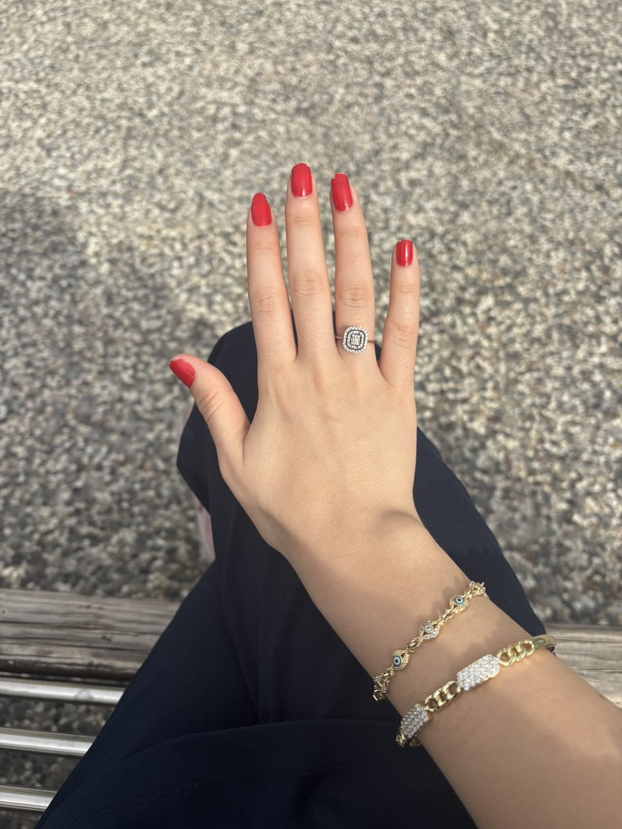 Büşşş🌟 tweet media