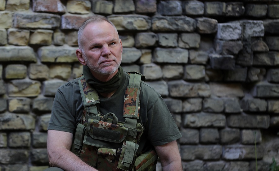 Kamēr Latvijā kopš 2022. gada mērķtiecīgi tiek mazināta krievu valodas ietekme un dzēsts imperiālisma mantojums, Vecrīgā turpina darboties maza krievzeme. Profesors, zemessargs Juris Alberts Ulmanis spriež, vai Rīgā vajag teātri krievu valodā.

🔗 ir.lv/rubrika/viedok…