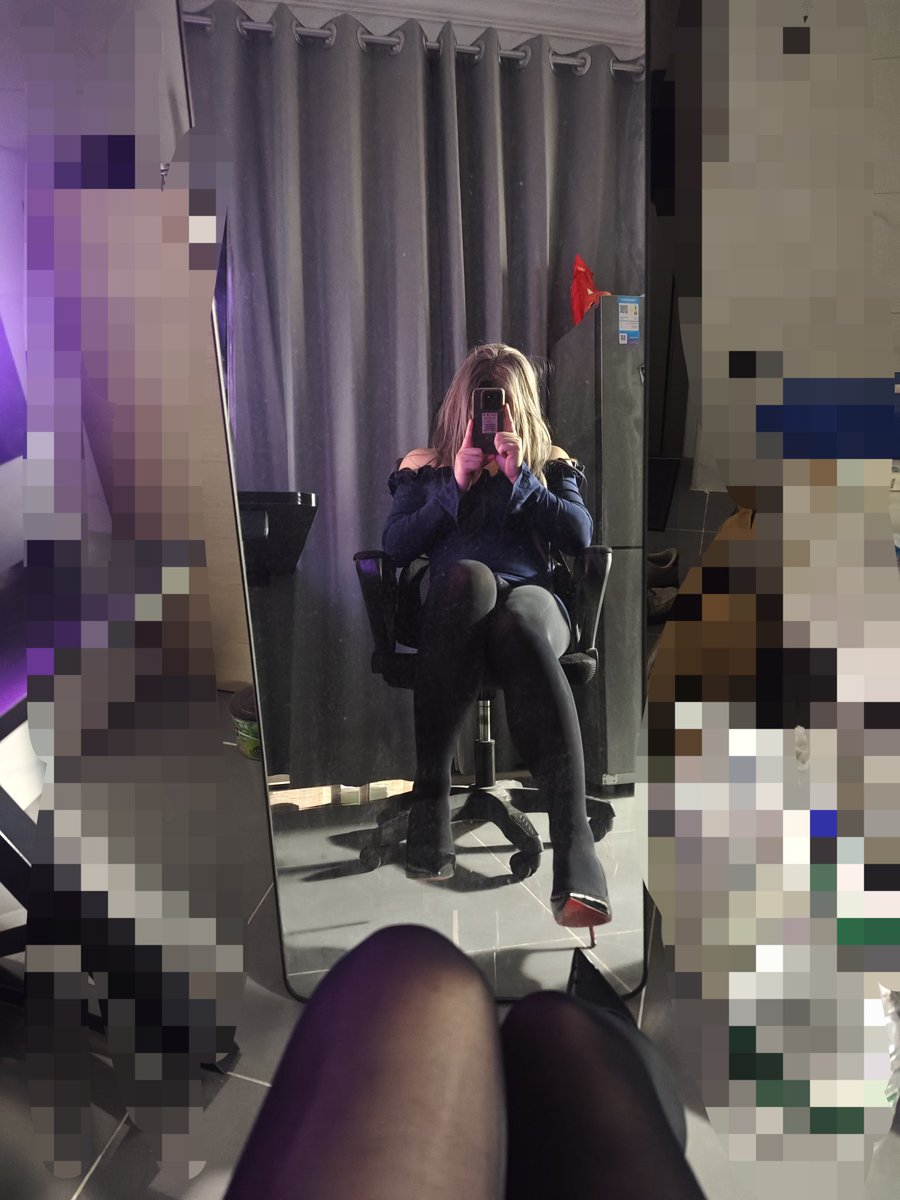 急性胃炎把我击败的一天，只能请假了！
推友有广州男生脱毛的机构推荐一下吗
#男娘 #伪娘改造 #伪娘肉便器 #黑丝 #贞操锁 #伪娘露出