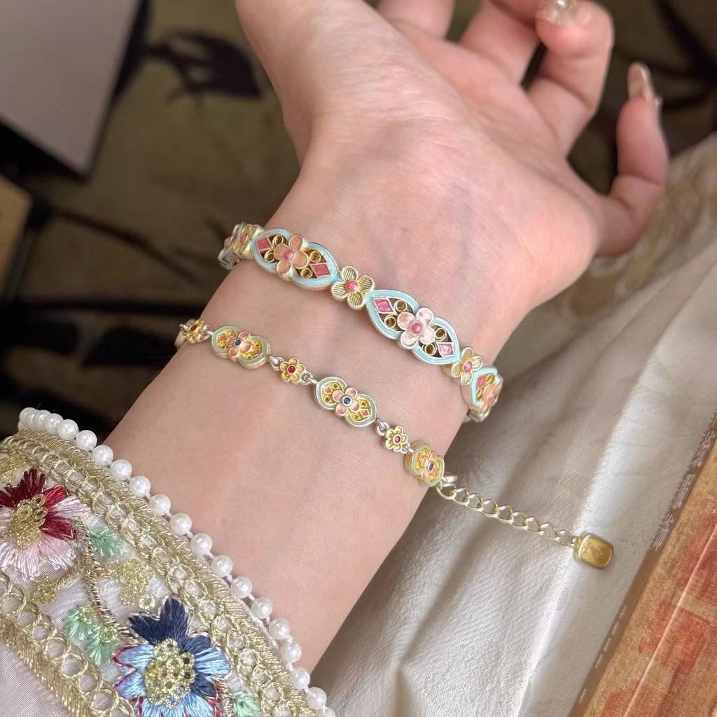 𝙫𝙞𝙤𝙡𝙚𝙩𝙞𝙙𝙚 𐙚⋆° tweet media