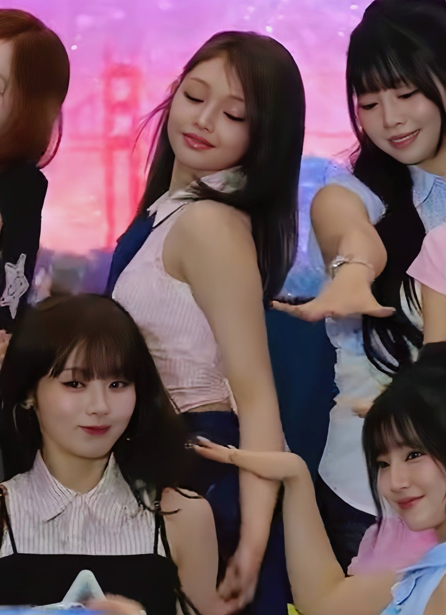 The gaggery that brown-haired Gehlee might bring to the table.