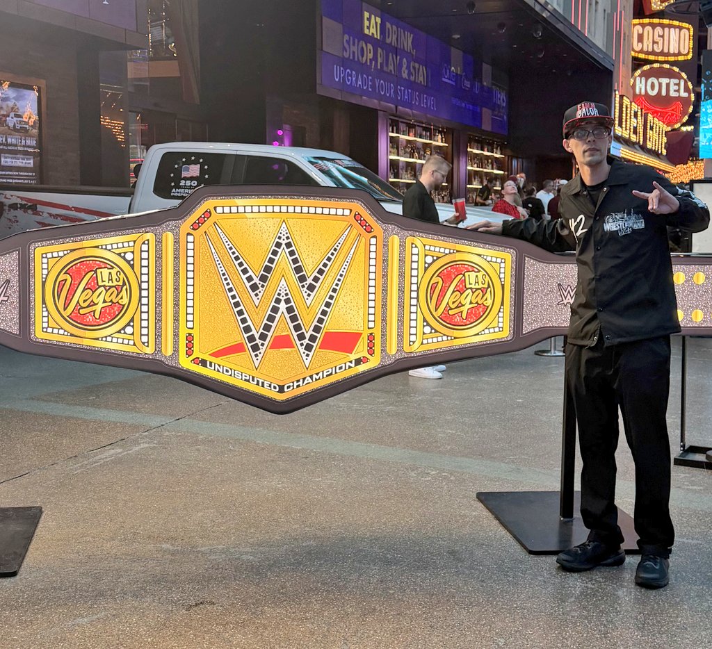 Balor Club Guy tweet media