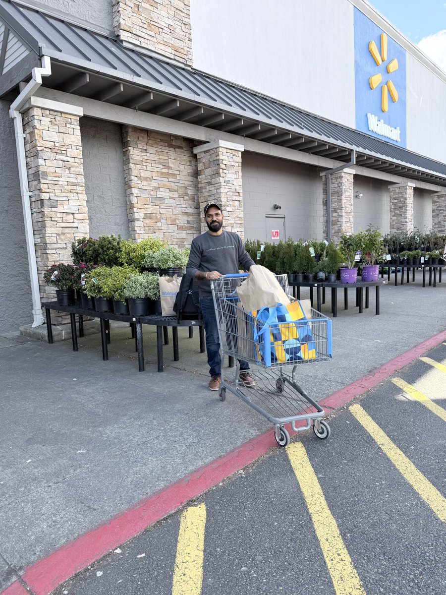 ErHarendrasingh's tweet image. Shopping 🛒 in Anacortes (USA 🇺🇸)
#ErHarry #Shopping #Walmart