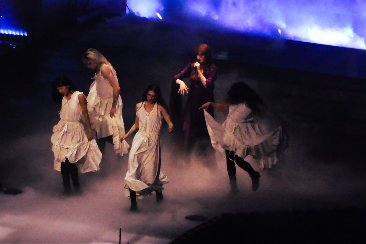 megan 𐚁 tweet media