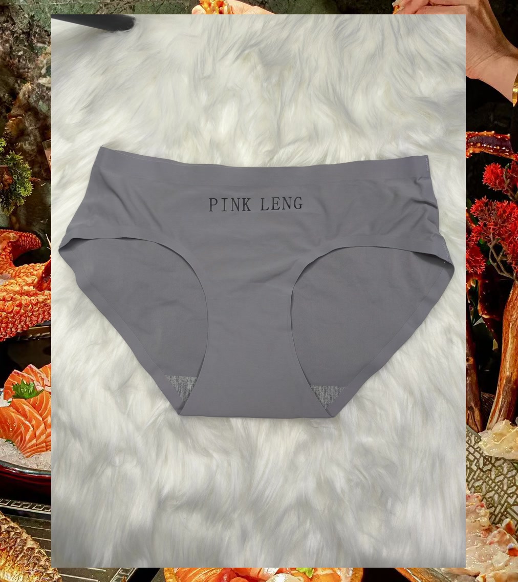 Ashley Stops tweet media