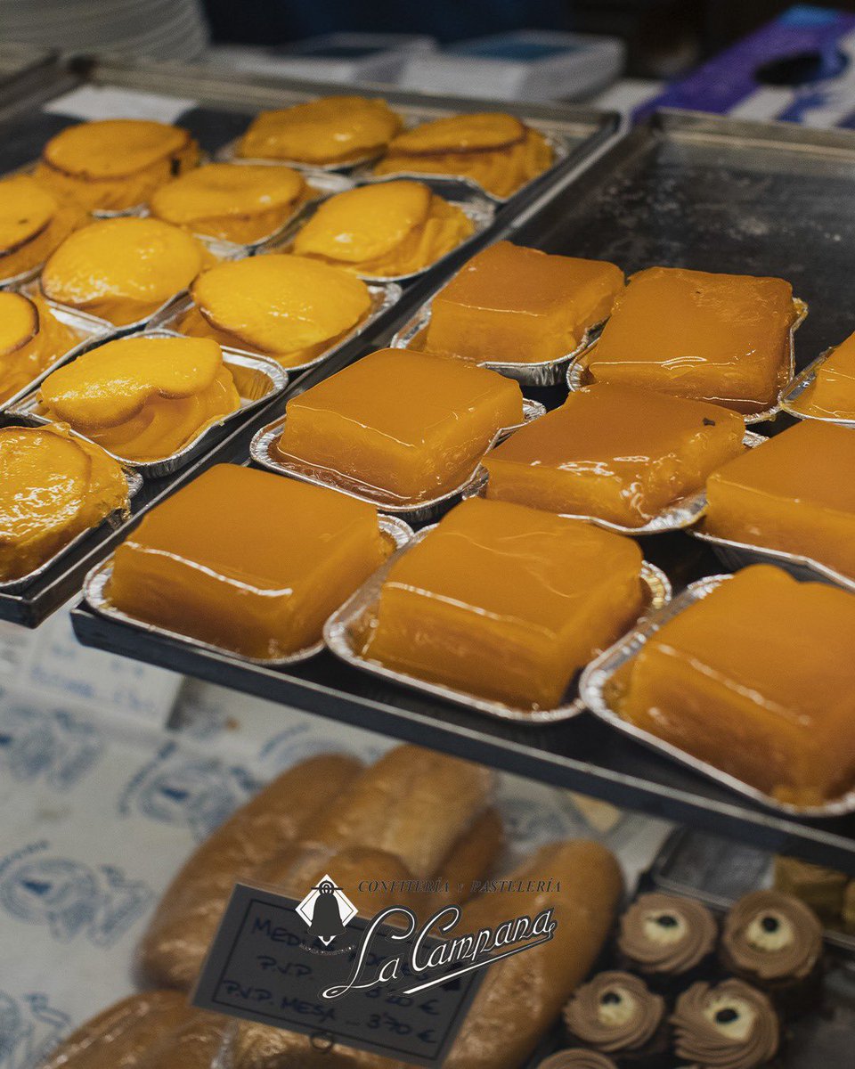 LaCampanaConfit's tweet image. 🤩 Ese brillo especial. 

✨ Con suma tradición✨
#Sevilla #pastel #pastelería #dulces