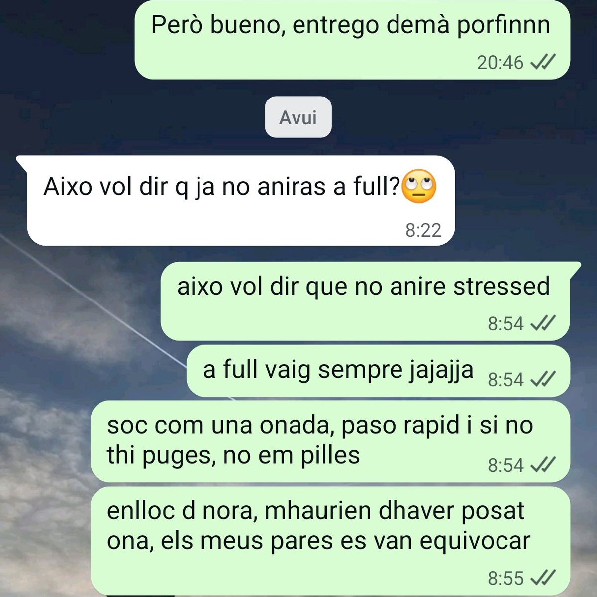 Jo deixo anar aquestes frikades i la gent em segueix parlant... 

Qui és aquí la friki, doncs?