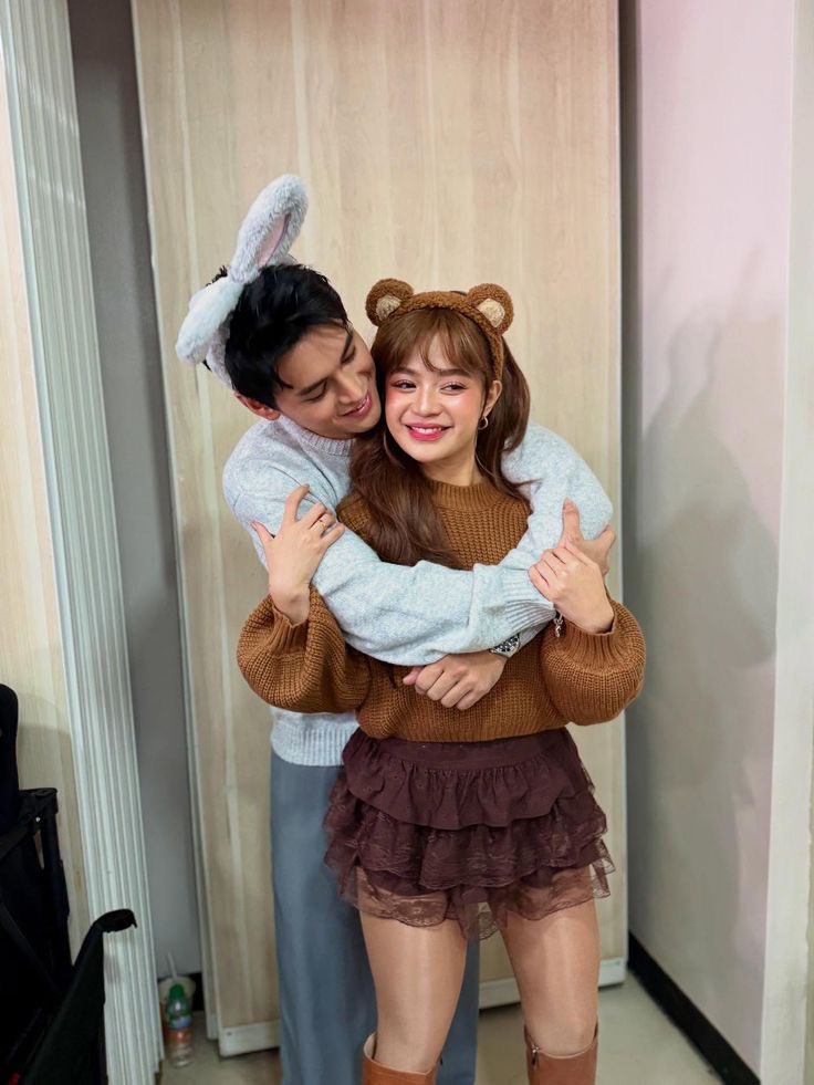 aerayuhhh |💛🩷🩶 tweet media