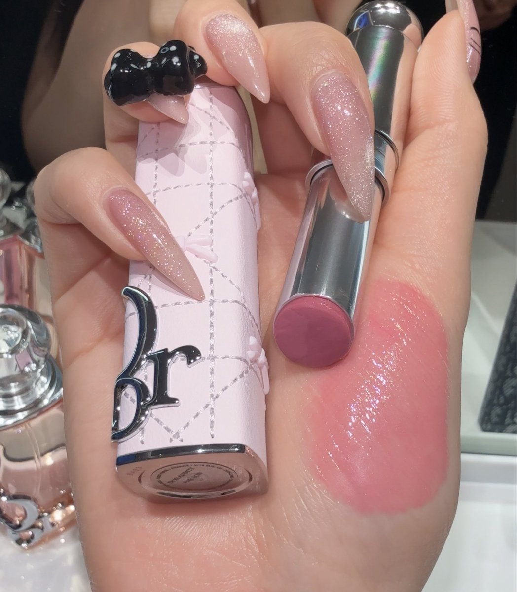 Diorの新作リップ、勉強会でお試しさせていただいたけどグロスとリップ