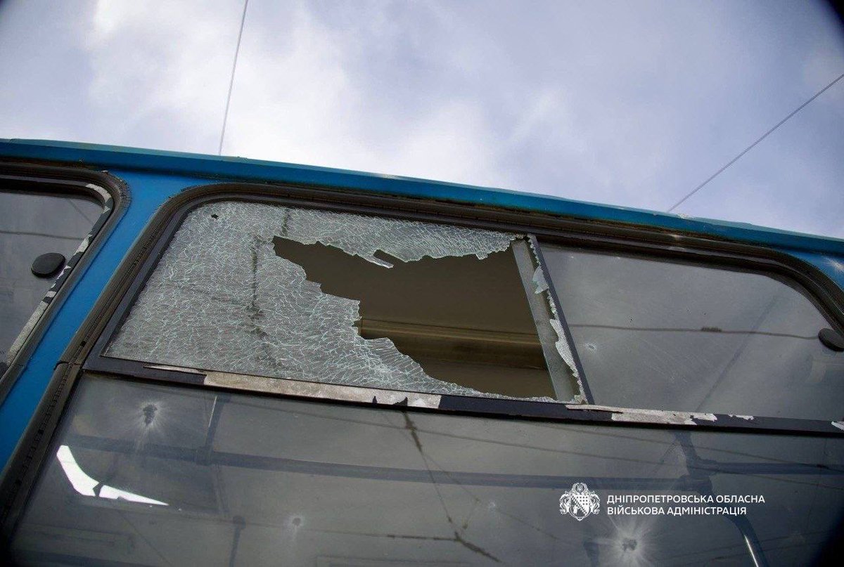 Із самого ранку росіяни побили у Дніпрі 5 тролейбусів, майстерню з обслуговування електротранспорту та контактні опори на кількох вулицях, - мер