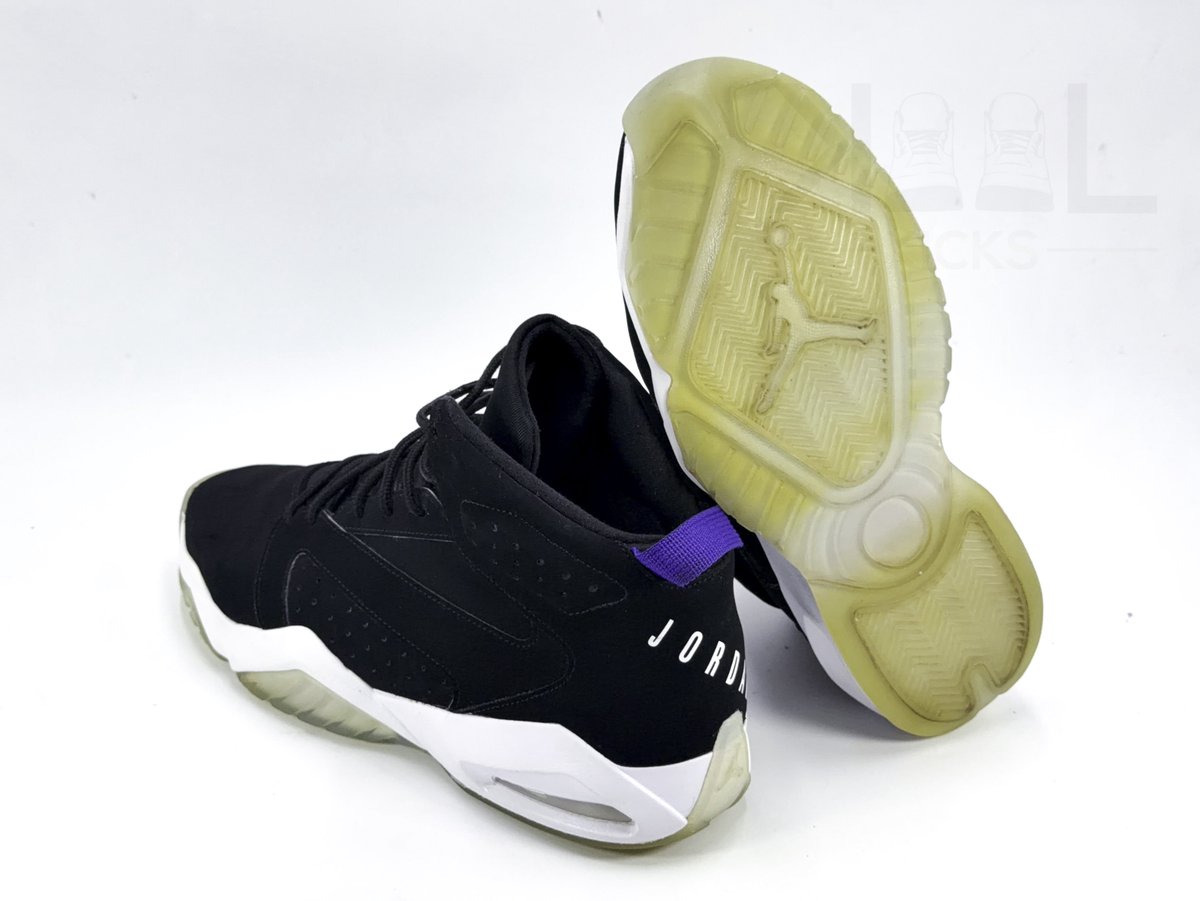 KuuLKicks_GH's tweet image. Air Jordan Lift Off ‘ Black Concord’ 2022

📌 Condition: Thrift / Gently Used (9/10)

👟 Size: US 10.5 -  UK 10 -  EU 44.4

🏷️ Price: 350 GH¢ 

📱 Call or WhatsApp: 0530511705

#thrift #thrifting #thrifted  #thriftstorefinds #shoesforsale