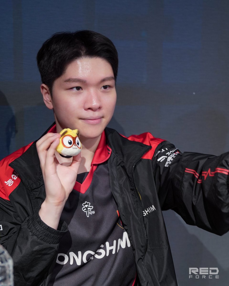 NS RedForce tweet media