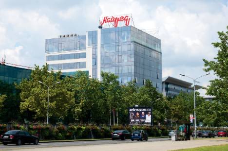 BezStraga tweet media