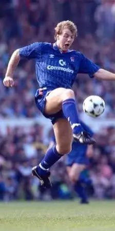 Happy 50th <a href="/phillafferty1/">Phil Lafferty 🇬🇧</a> 😂