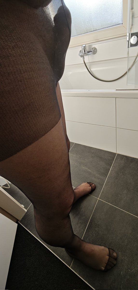 ilovelingerieandnylons tweet media