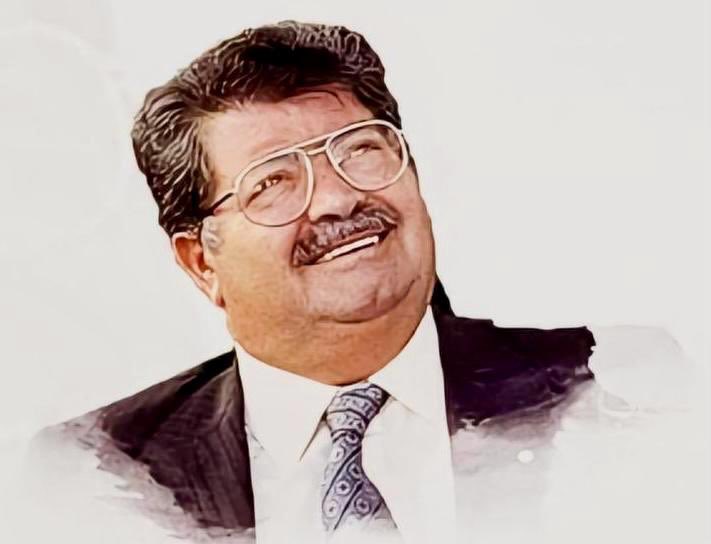 Vizyonu, çalışkanlığı, icraatları ve hizmetleriyle milletimizin gönlünde ve ufkunda müstesna bir yer edinen 8’inci Cumhurbaşkanımız merhum Turgut Özal’ı vefatının seneidevriyesinde saygıyla, rahmetle ve dualarla yâd ediyorum.

Ruhu şâd, mekânı cennet olsun. #TurgutÖzal