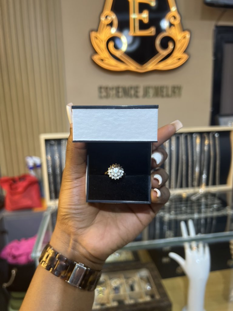 Essence Jewelry tweet media