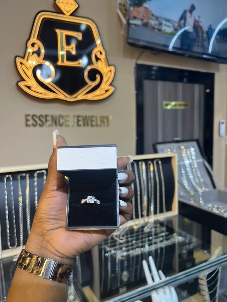 Essence Jewelry tweet media