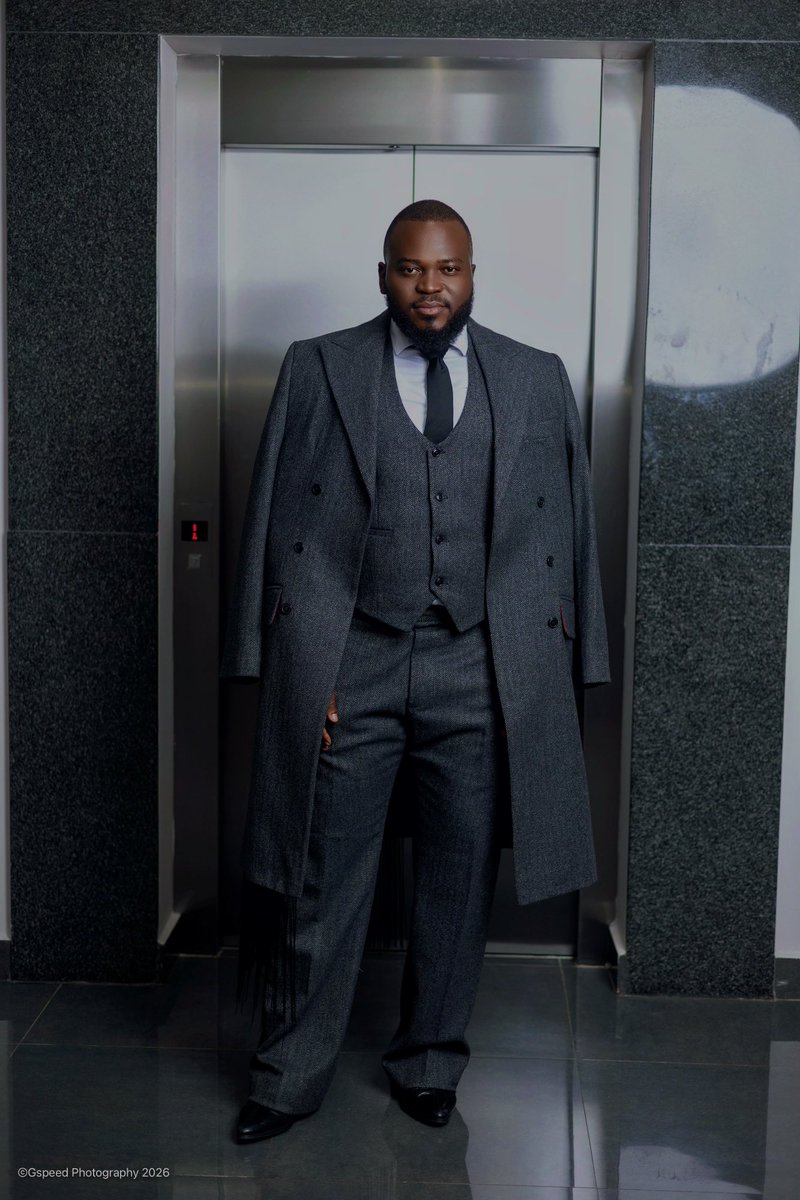 NkandaYatu's tweet photo. Our Creative Director styled in a signature piece from our Winter Collection. Secure your winter office wear now from @NkandaYatu https://t.co/HaU2hKjKux