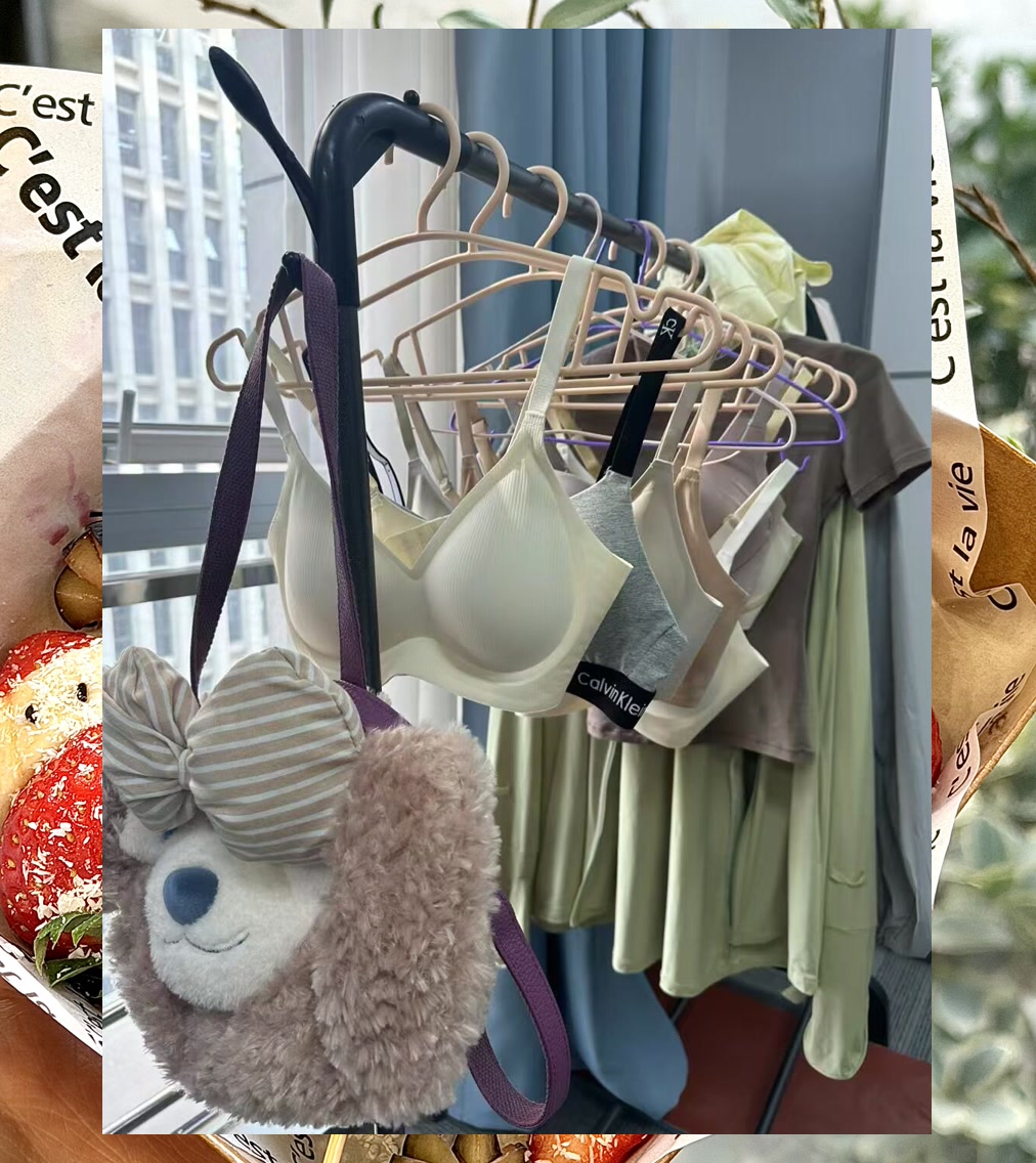 April Davis tweet media