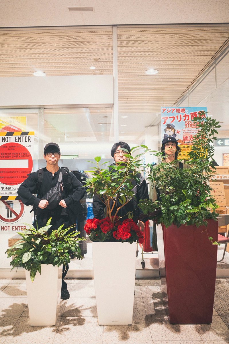 ズーカラデル tweet media