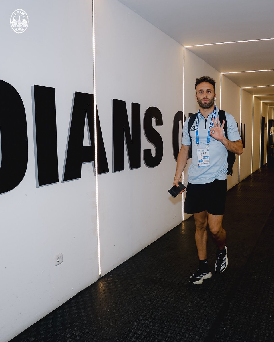 PSIMJOGJA's tweet image. Arrived at Sumpah Pemuda Stadium. Focus locked, ready for the battle ahead!

#PSIMJogja
#StrongerThanEver
#MataramDay