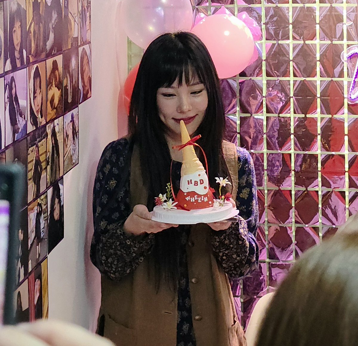 WHEEIN VietNam🐶휘인 베트남 tweet media