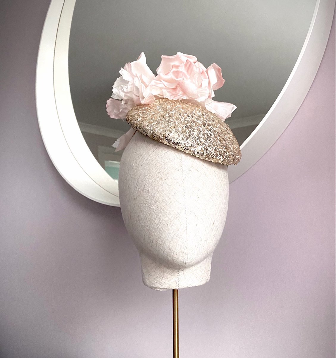 FoxSheltonBrent's tweet image. Looking at our hats we definitely have a sequin over in our team 

#wedding #races #hat #outfit #motb #motg #fotf #racing #SmallBusiness #ShopLocal #sequin #galmour