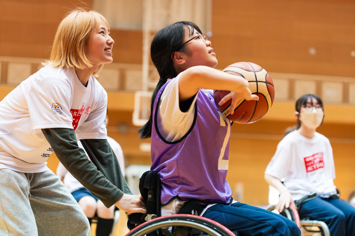 ibarakirobots's tweet photo. ■M-HOPE活動報告■

B.LEAGUE Hope×日本生命
地域を元気に！バスケACTION
￣￣￣￣￣￣￣￣￣￣￣￣￣￣￣￣￣
高校生へ医療・福祉の道をひらく
車いすバスケ体験／大学生交流会を開催
＿＿＿＿＿＿＿＿＿＿＿＿＿＿＿＿＿
｜#茨城ロボッツ｜#MHOPE｜

▶https://t.co/5AqcF1GZQz

4/11(土) に未来の医療を志す高校生を対象とした特別企画として、茨城県立医療大学で開催した車いすバスケ体験・大学生交流会のレポートを公開しました！

#BリーグHope @B_LEAGUE_HOPE
#日本生命　@nissay_Official
#地域を元気に #バスケACTION