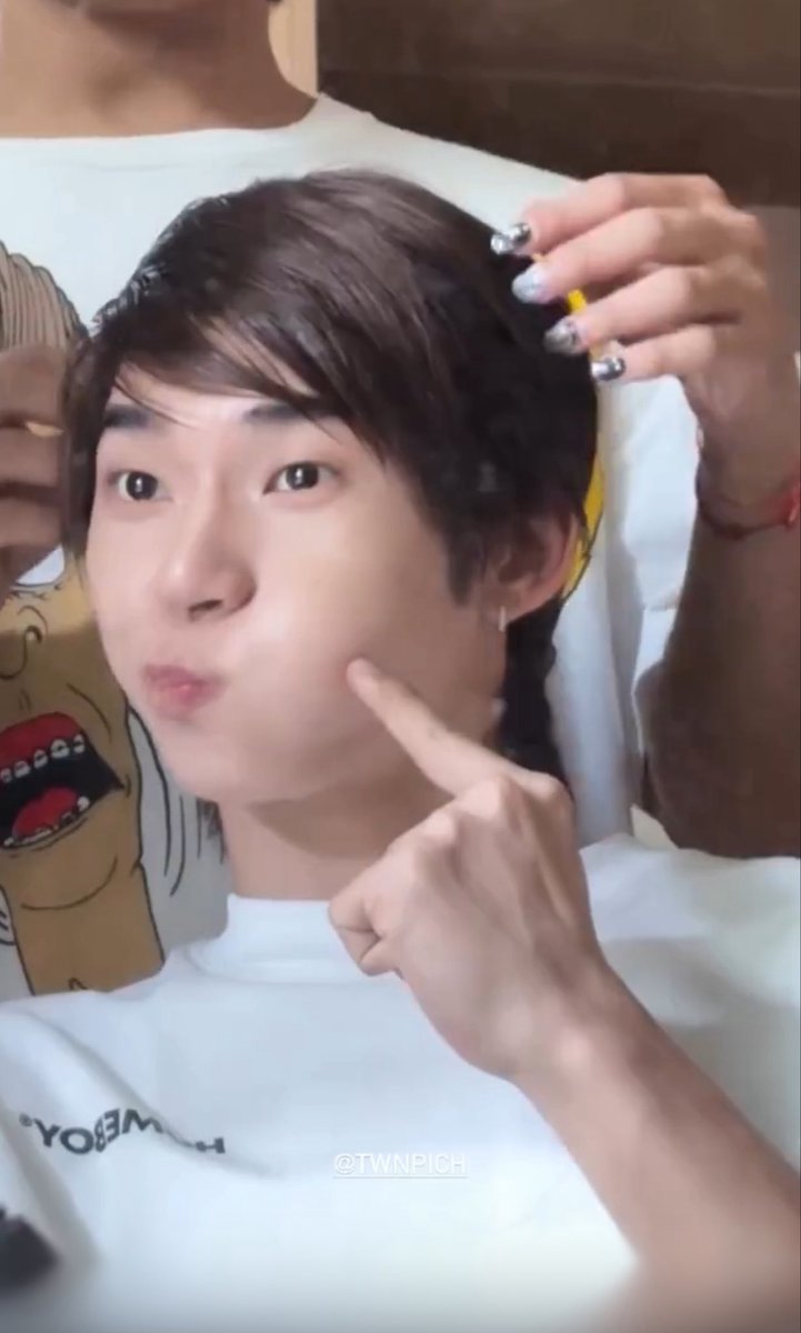 | ̶G̶R̶A̶V̶I̶T̶Y̶ ̶ | tweet media