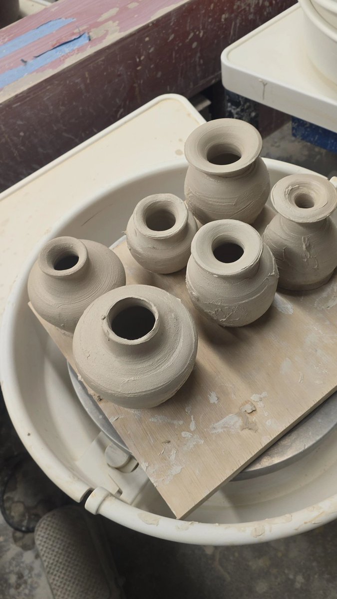vo1d3d's tweet photo. I have to get gallbladder surgery soon and I'm really scared. But I made these today in class https://t.co/kTdNu0Gu3u