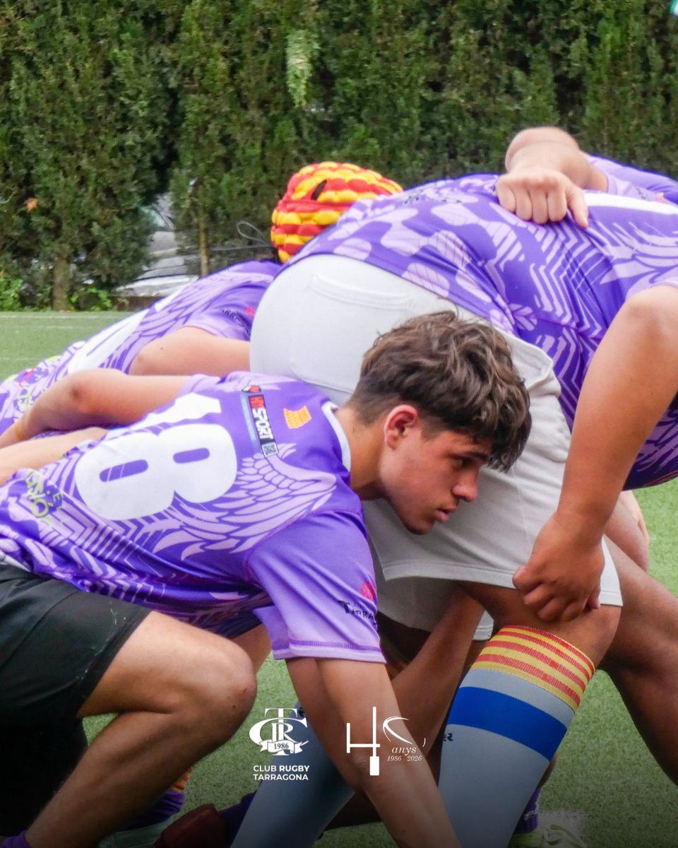 RugbyTarragona's tweet photo. 🔥 Semifinal S16

Els nostres S16 van caure 28–21 contra @goticsrugbybarcelona en un partit intens i lluitat fins al final.

Molt més que el resultat. Aquest grup té molt recorregut 💜🦅

Orgull de l’equip.

#rugbytarragona #voltors #rugbi #tgn https://t.co/D5bWsNRlYS