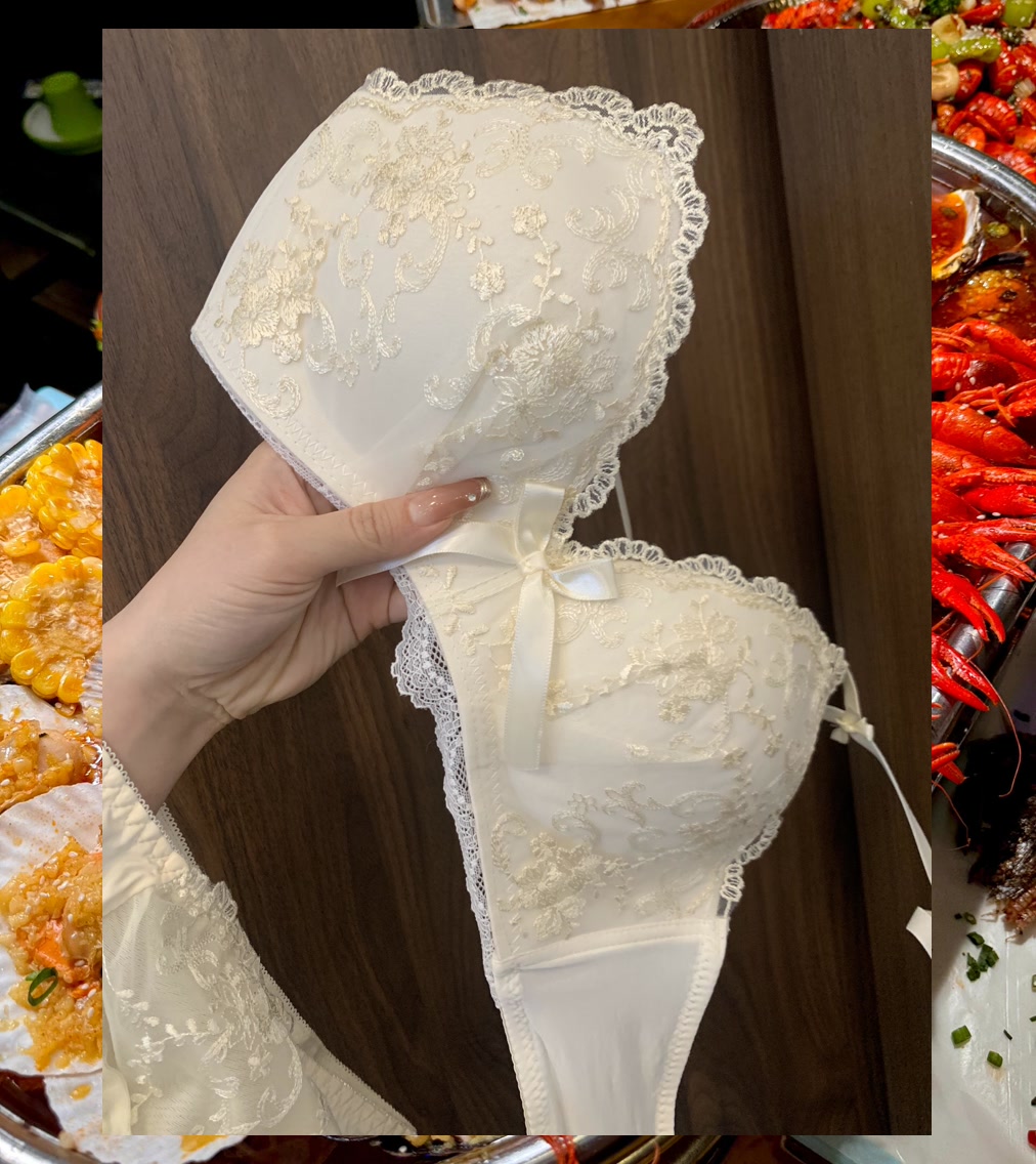 Megan Sanders tweet media