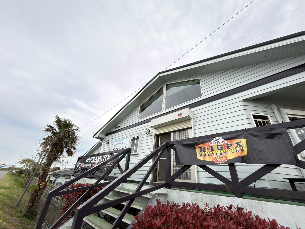 Kaz@FMStayGold.com tweet media