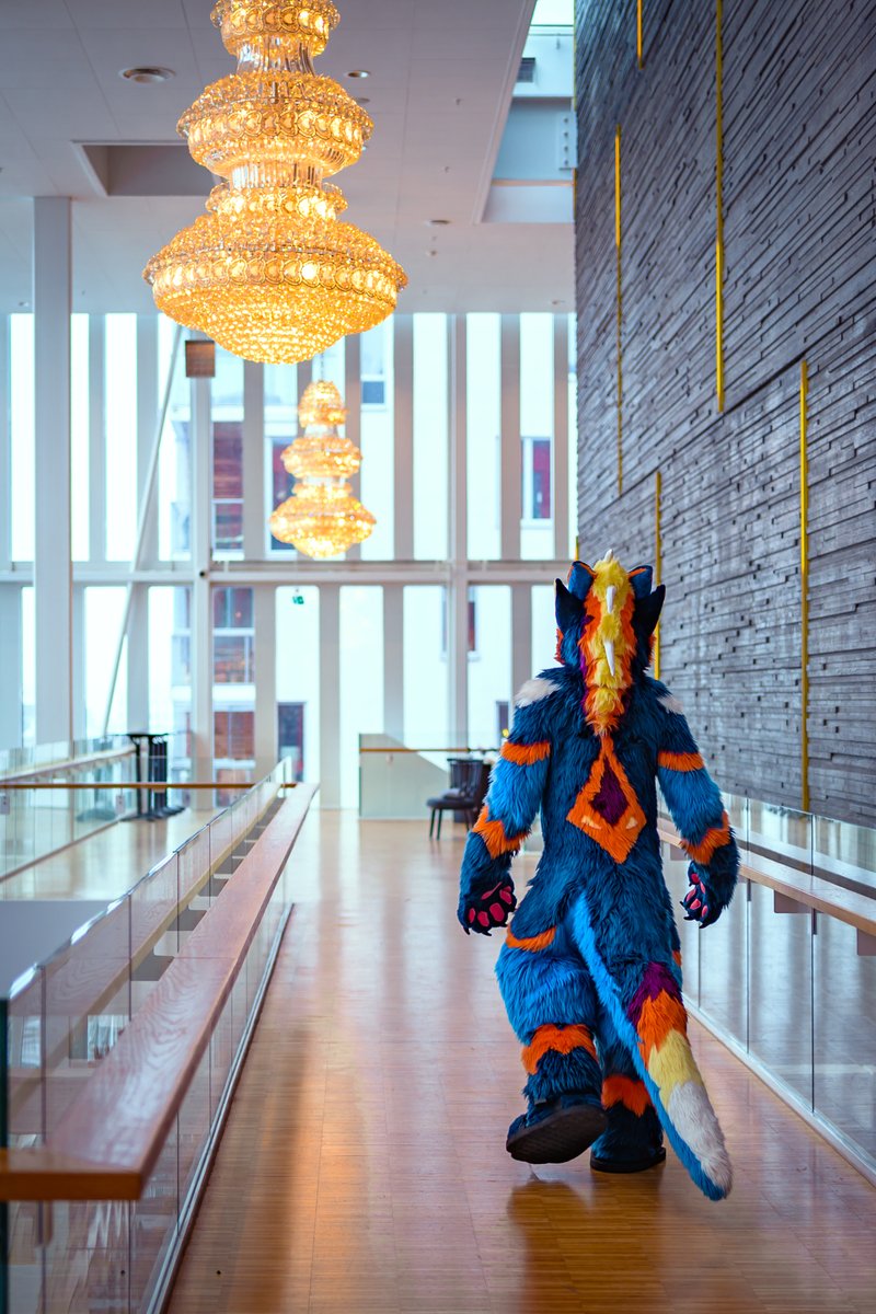 Teryx_Dragon's tweet photo. Keeping on walking on~
📸 by @SykRenstrom
#FursuitFriday #dragon https://t.co/QFAfclkBSV
