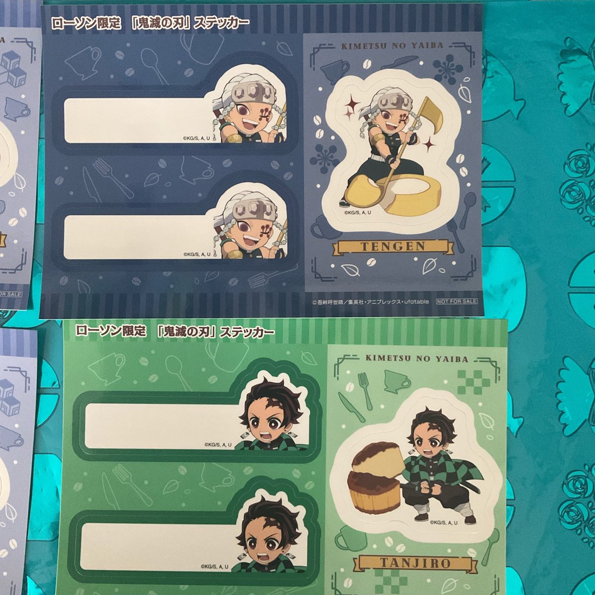 求】1点300円〜500円　　
ウエハースシール　1枚100円〜
郵送での発送致します。
譲】↓
転スラ　鬼滅の刃　ジョジョ　ガチャは定価。