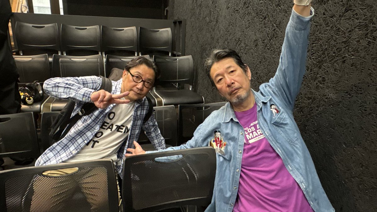 okannootakara's tweet photo. 間もなく開演です💁‍♀️‼️

4月17日(金) 19時～
聖天通劇場です。

ご来場の際はお気を付けて
お越し下さいね🤗

ぷちっとWOW!! 
第4回公演 『春を映す』 
～人生は、映画-ドラマ-だ～ 
作・演出 関下怜 

お待ちしております(*^^*)

#劇団ユニットWOW #聖天通劇場 https://t.co/vwZPnDprjK