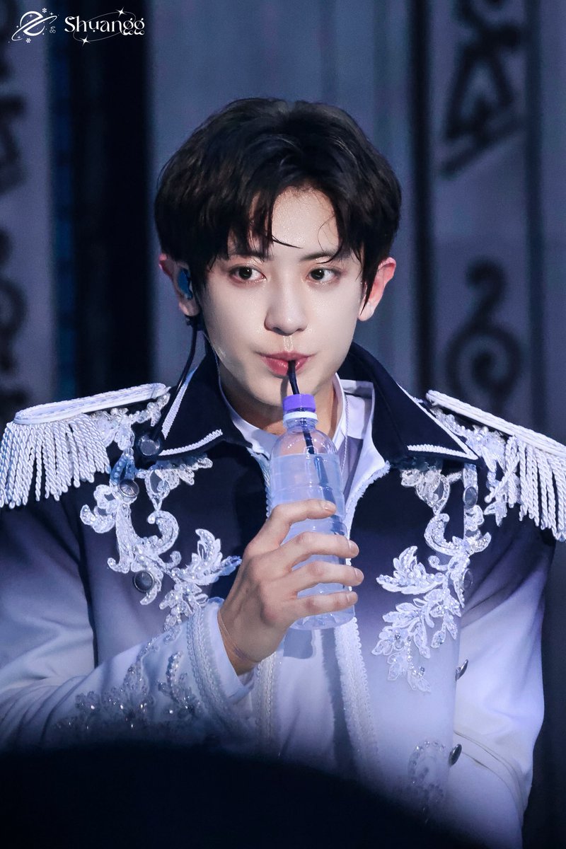 𝕊𝕙𝕦𝕒𝕟𝕘𝕘🍀 tweet media