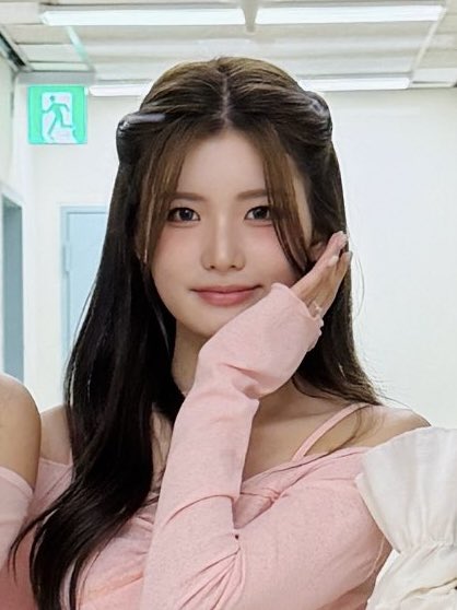 뚜댕이 tweet media