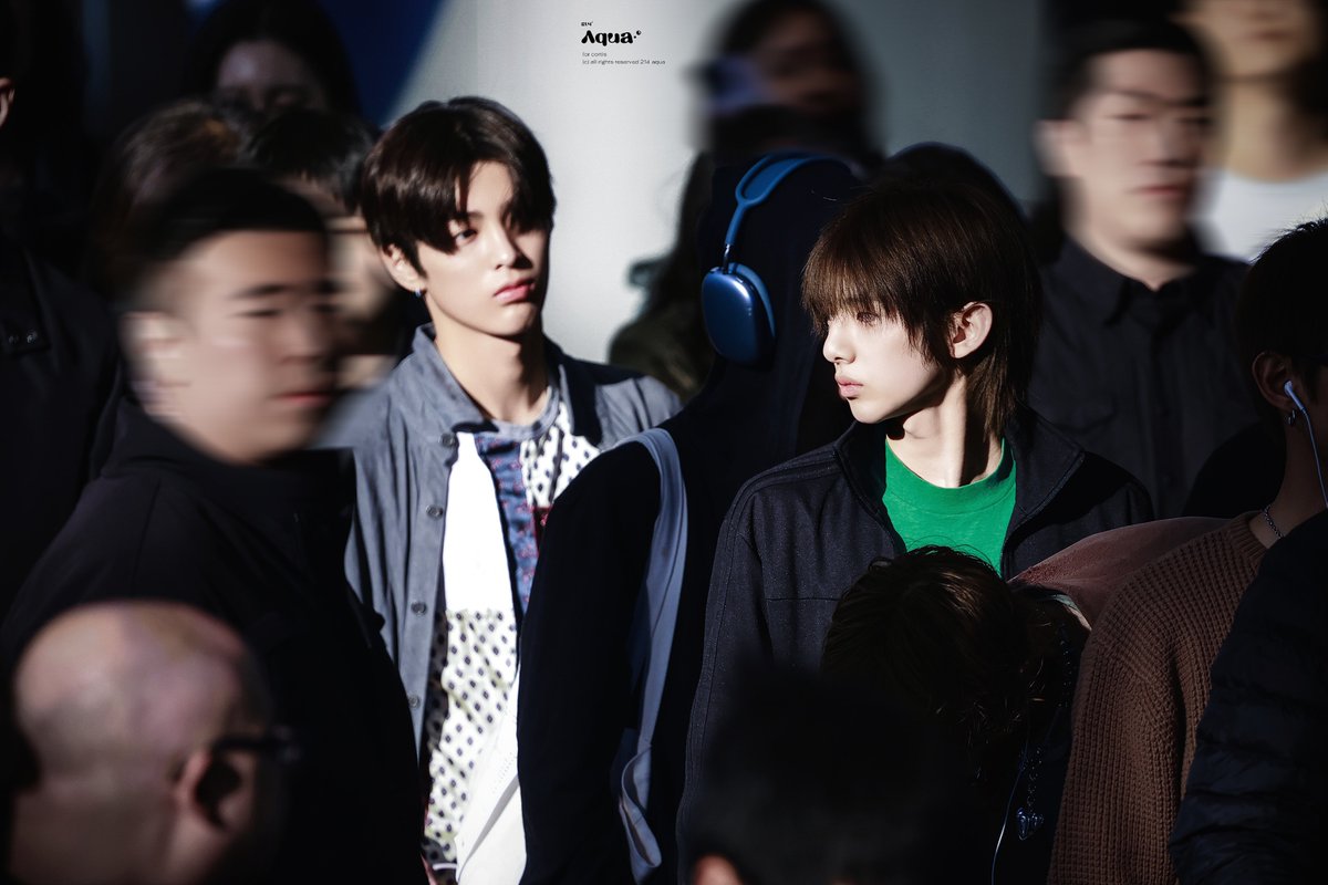 21.4°Aqua tweet media