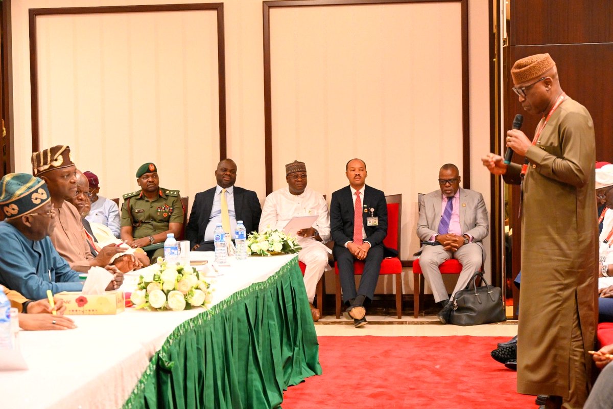 Chief Press Secretary Ekiti. tweet media