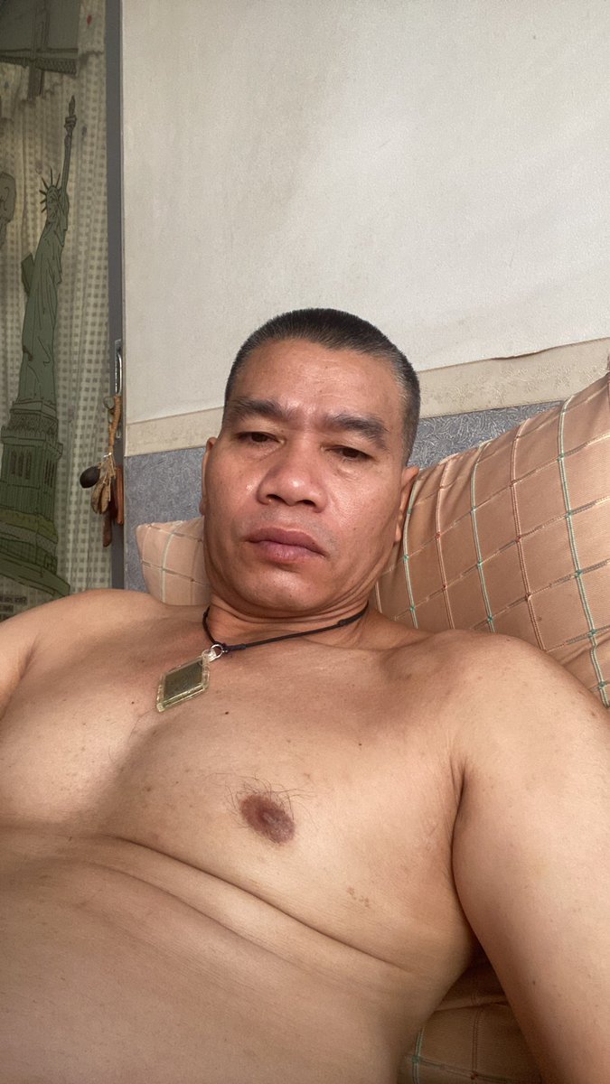 ร้อนคักเด้อ แก้ผ้าเลยบ่ร้อนขนาดนี้