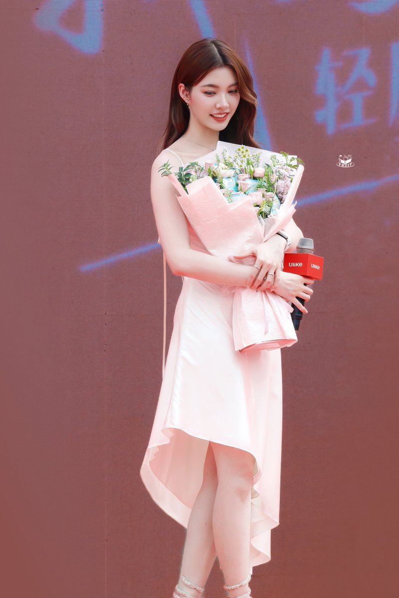 fruit_day tweet media