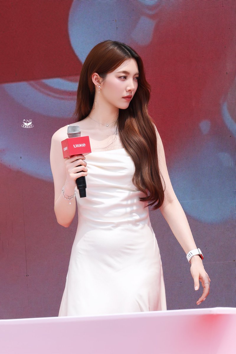 fruit_day tweet media