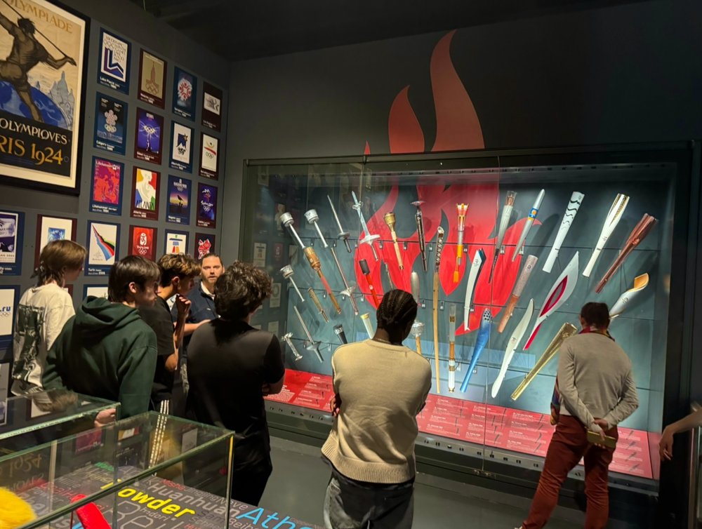 LyceeHutinel's tweet photo. Visite du musée National du Sport à Nice pour des élèves de CAP Métallerie dans le cadre de la préparation de leur nouveau projet professionnel. https://t.co/6XnPrDvova