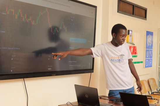 code_academy_ug's tweet image. Confidence begins with new skills. 🌟
Watch your child grow more confident as they learn and create.
Register today zurl.co/5fhnv 
#ConfidenceBuilding #MayCodeCamp #LearnAndGrow #KidsInTech #FutureCoders