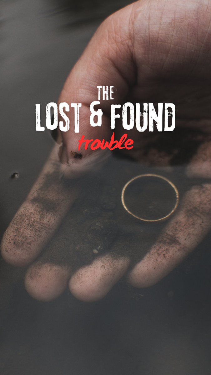 neovasi's tweet image. Farrah was a school bus operator. Left-behind items piled up. Parents struggled to claim them. Farrah created an online log with pictures — now items are claimed quickly &amp;amp; easily with neoDaftar. neodaftar.com #schoolbus #association #club #society #community #neodaftar